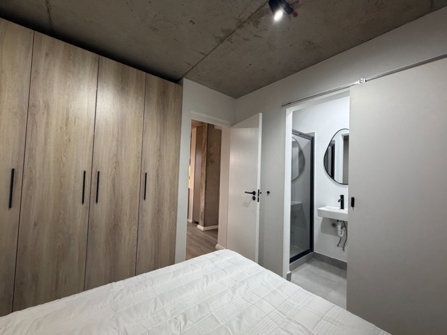 1 Bedroom Property for Sale in Table View Western Cape